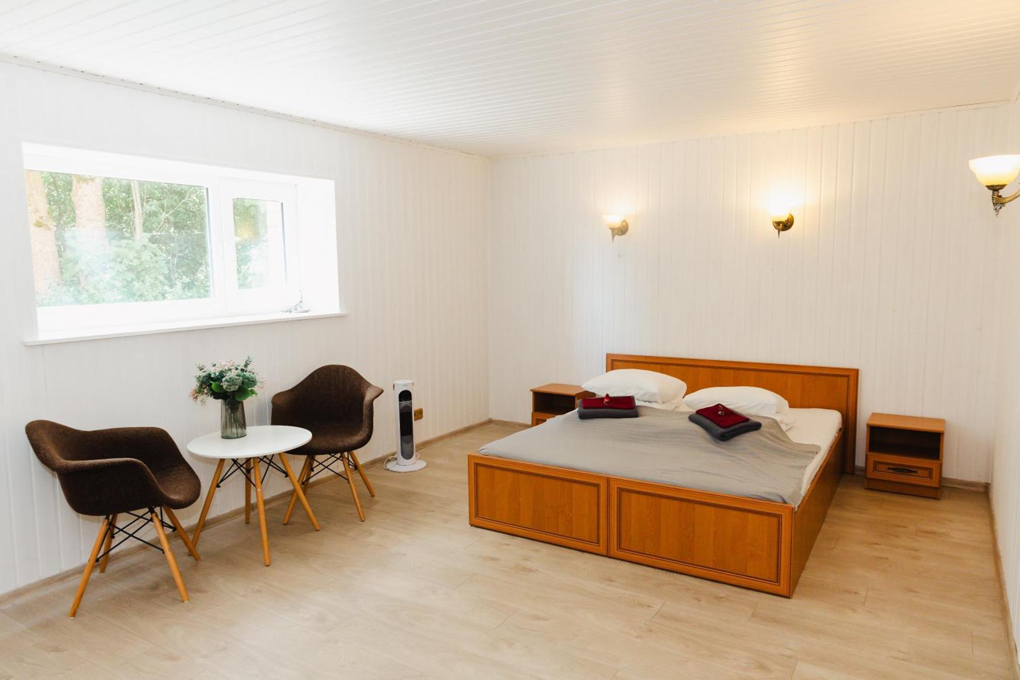 Konrad Family Guesthouse Kuressaare Eksteriør bilde