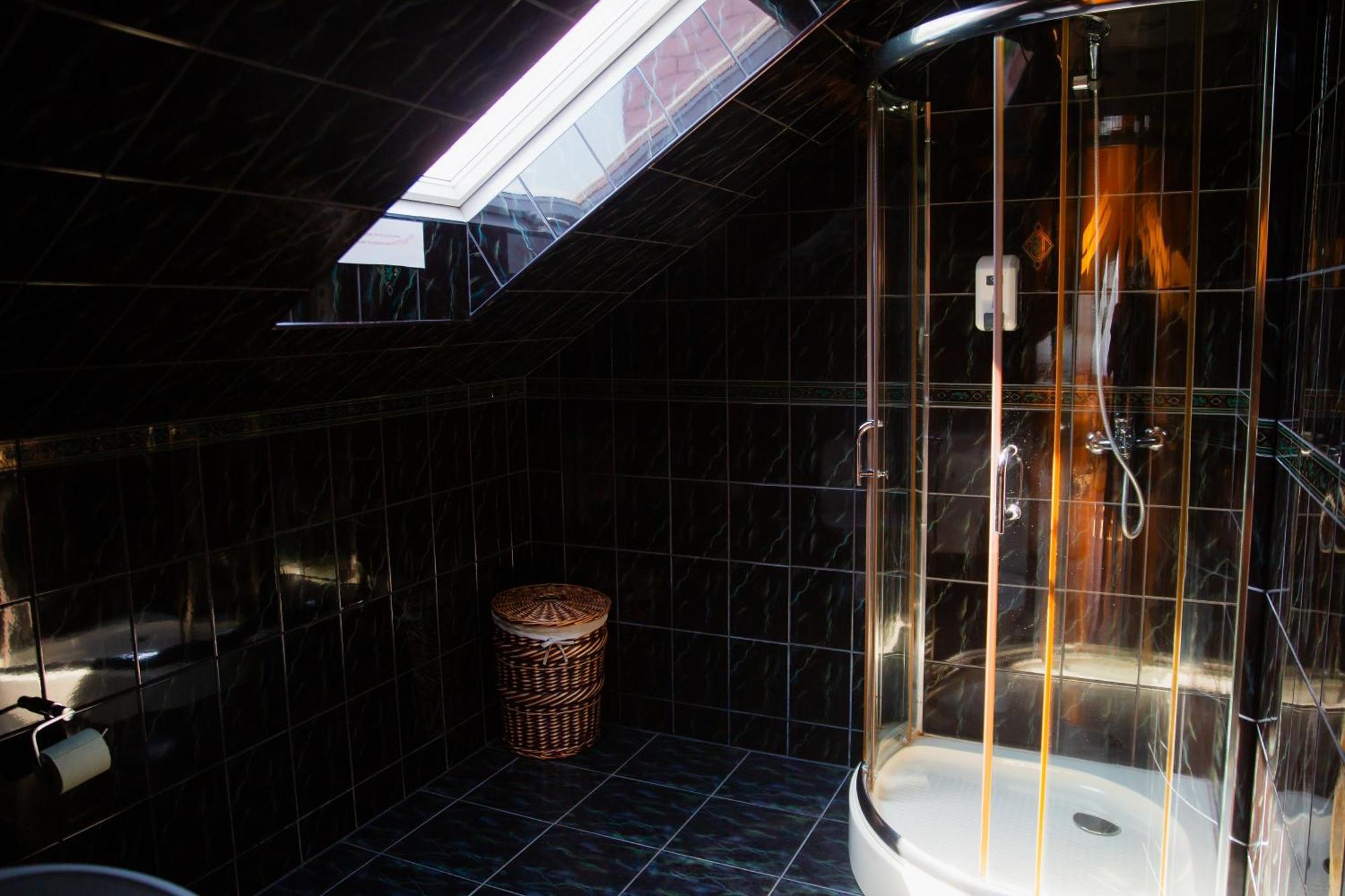 Konrad Family Guesthouse Kuressaare Rom bilde