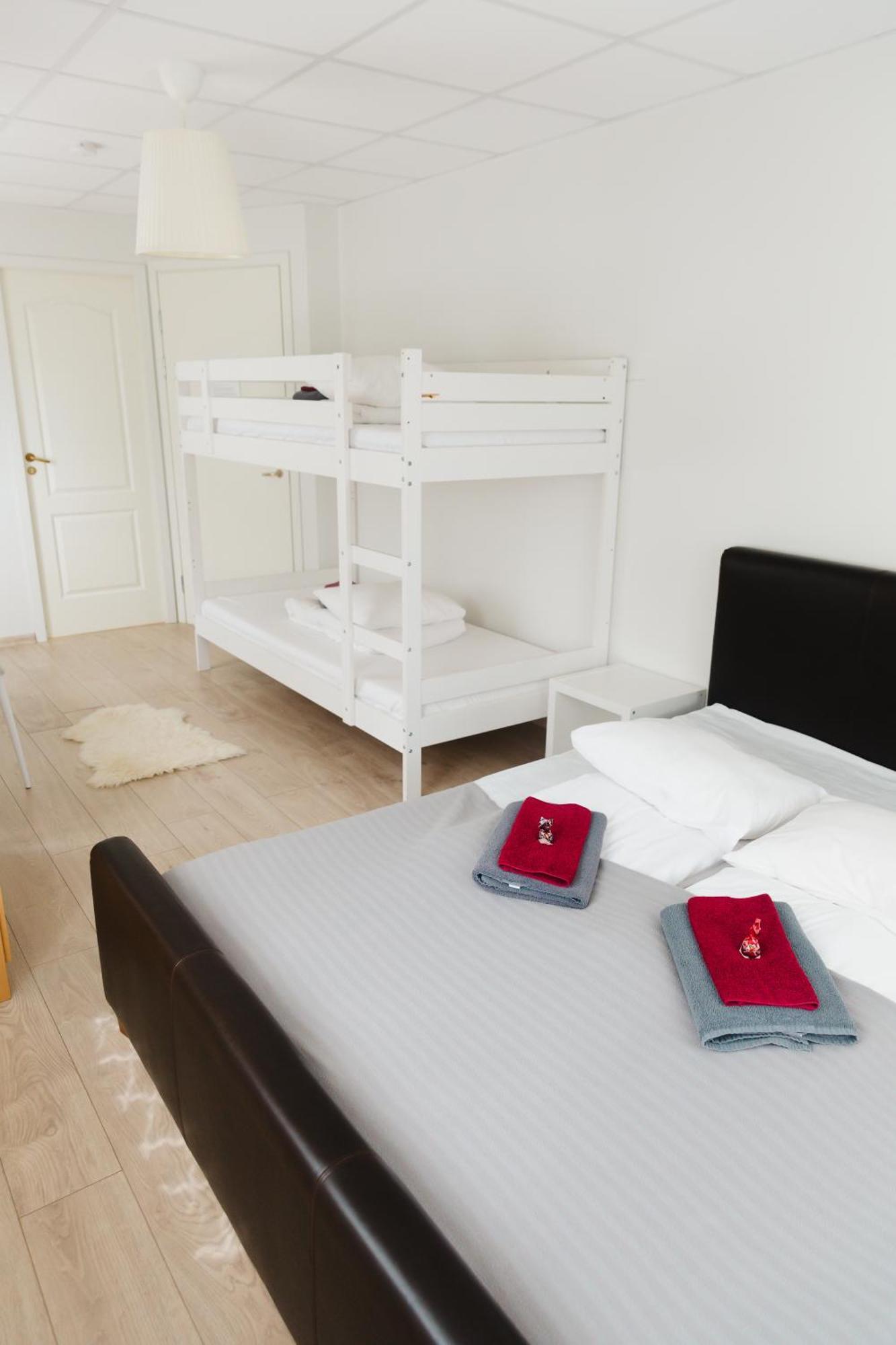 Konrad Family Guesthouse Kuressaare Eksteriør bilde