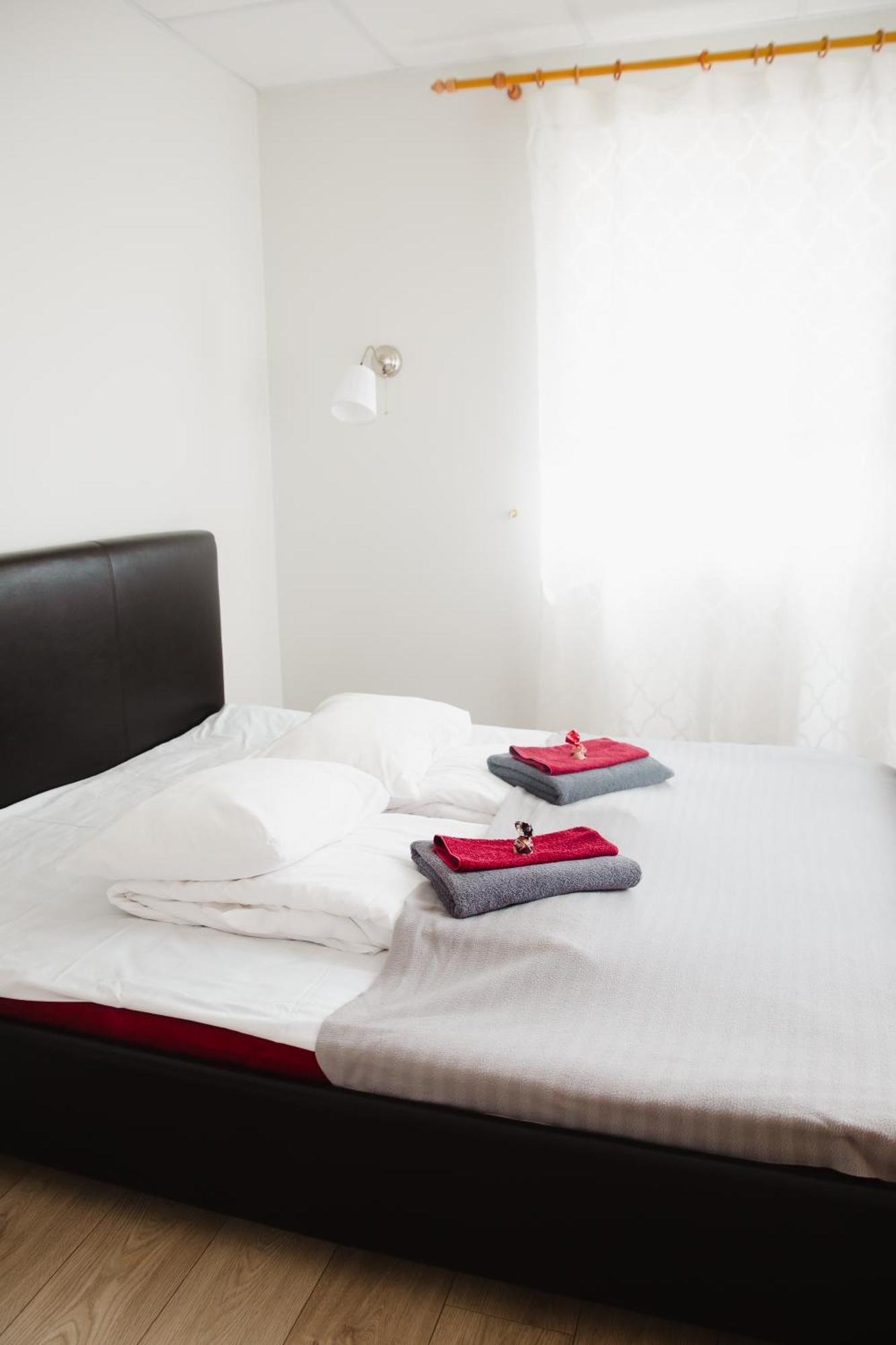 Konrad Family Guesthouse Kuressaare Rom bilde