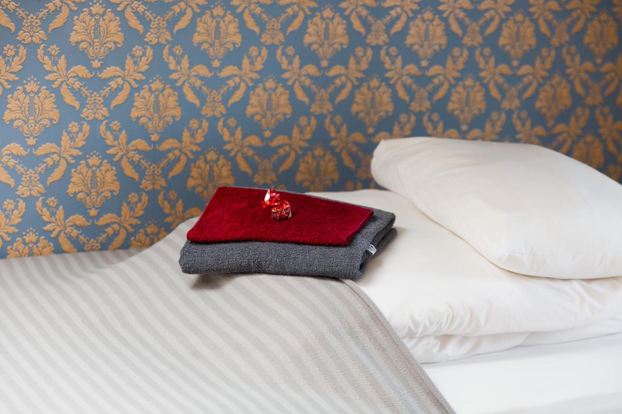 Konrad Family Guesthouse Kuressaare Rom bilde