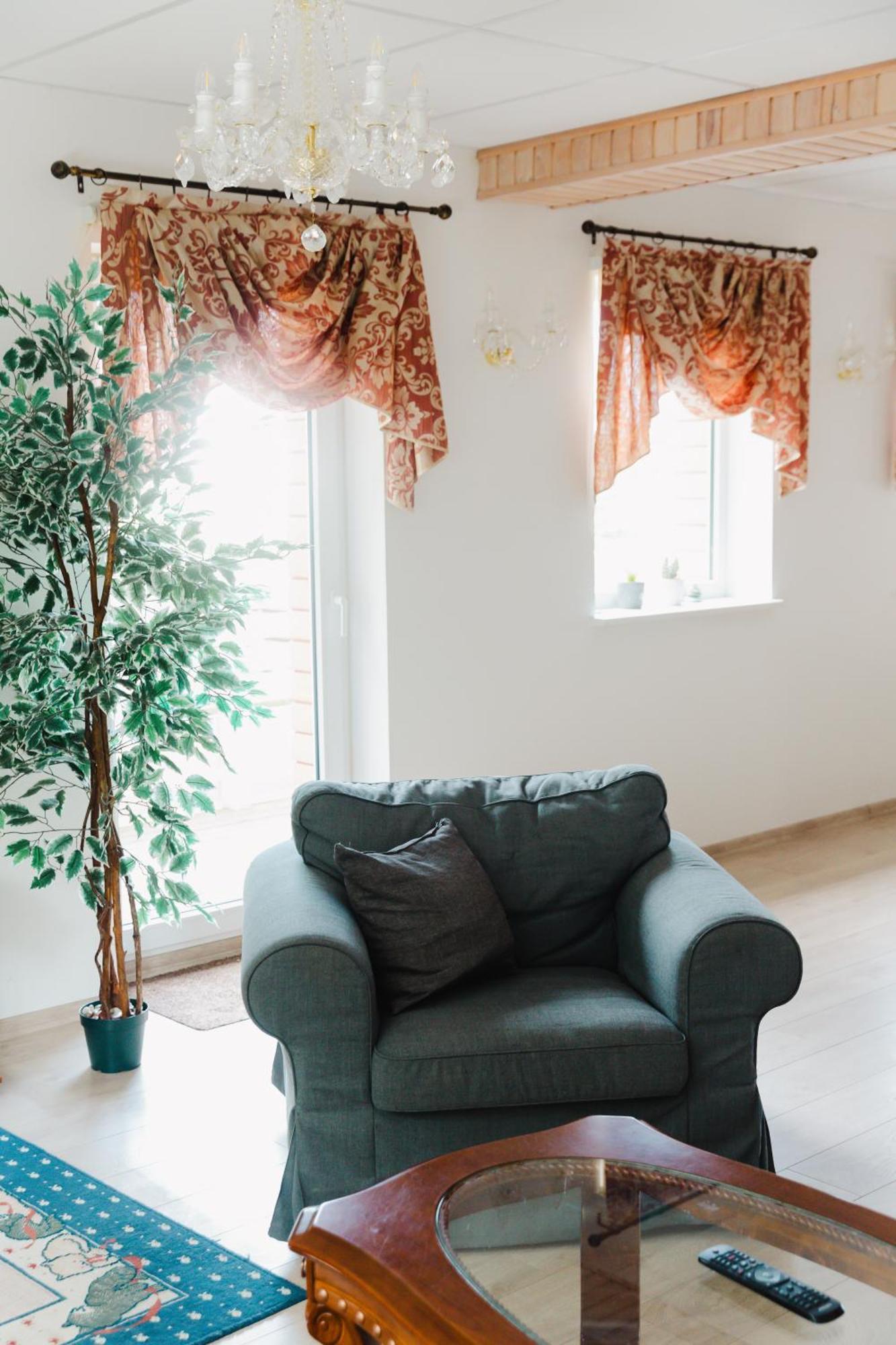 Konrad Family Guesthouse Kuressaare Eksteriør bilde