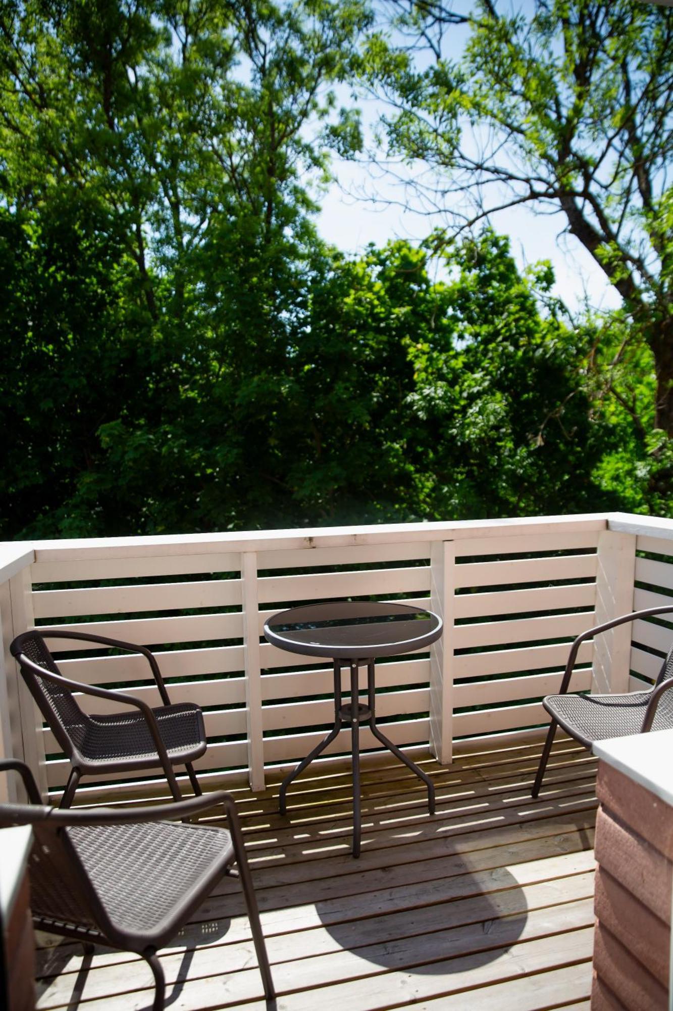 Konrad Family Guesthouse Kuressaare Rom bilde